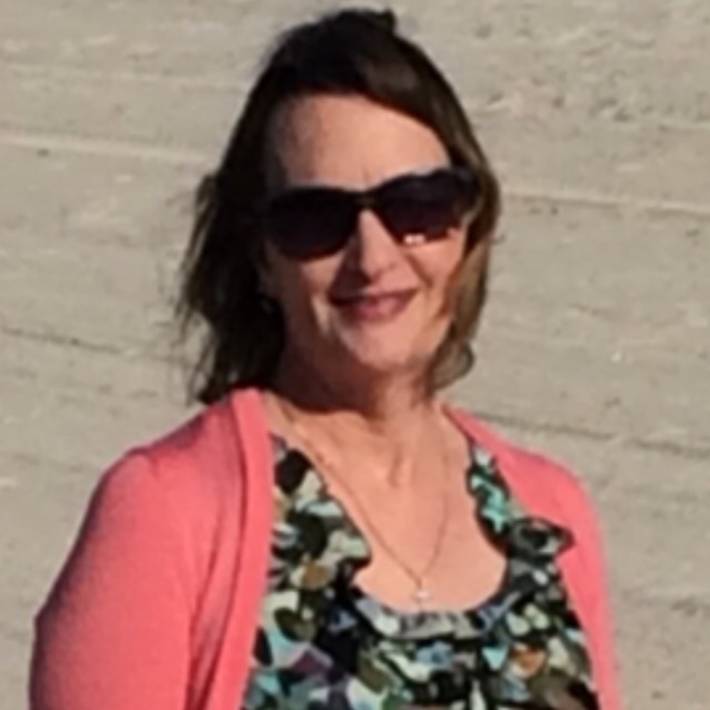 Meet your Posher, Sandi